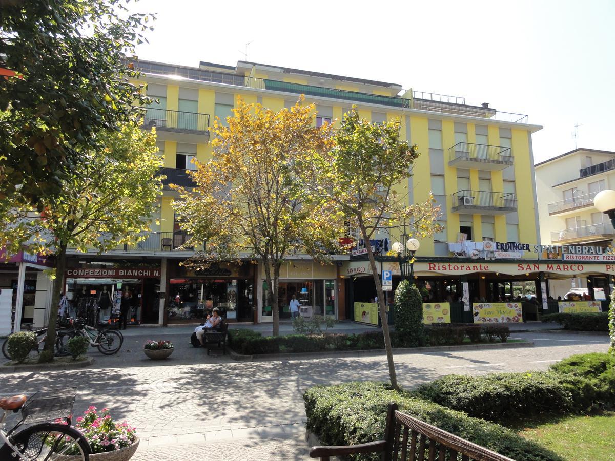 San Marco - Appartamenti Bibione Bagian luar foto